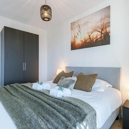 Huswell - Bright Apartment With Seaview Bredene Eksteriør bilde