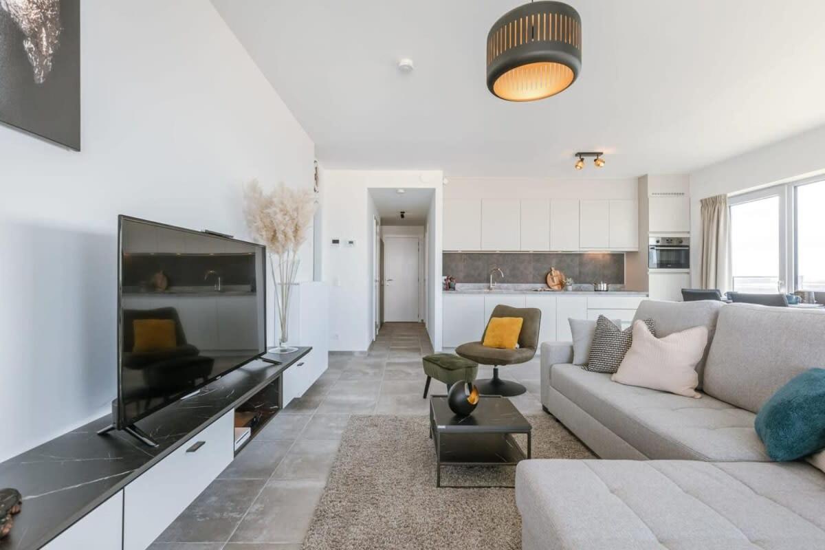 Huswell - Bright Apartment With Seaview Bredene Eksteriør bilde