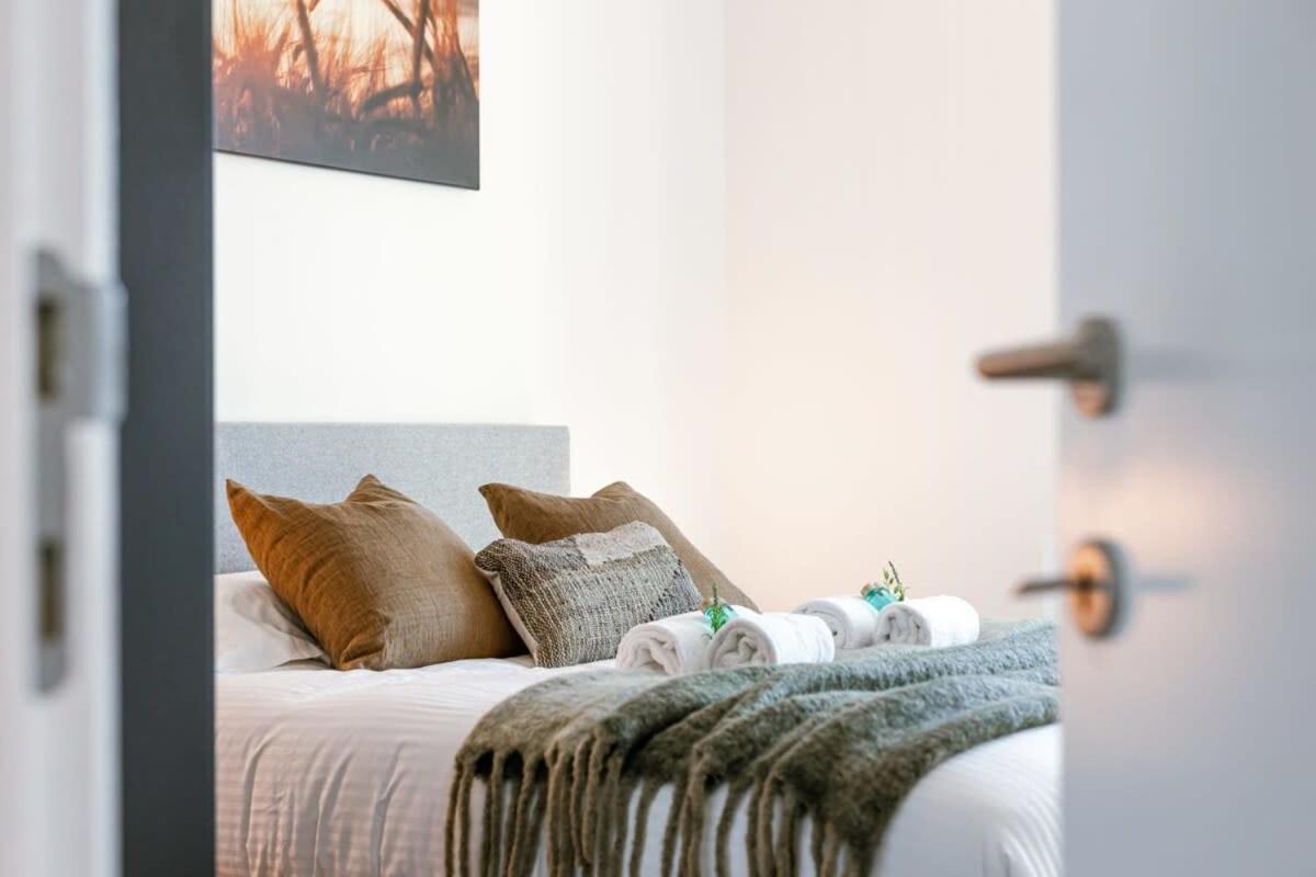 Huswell - Bright Apartment With Seaview Bredene Eksteriør bilde