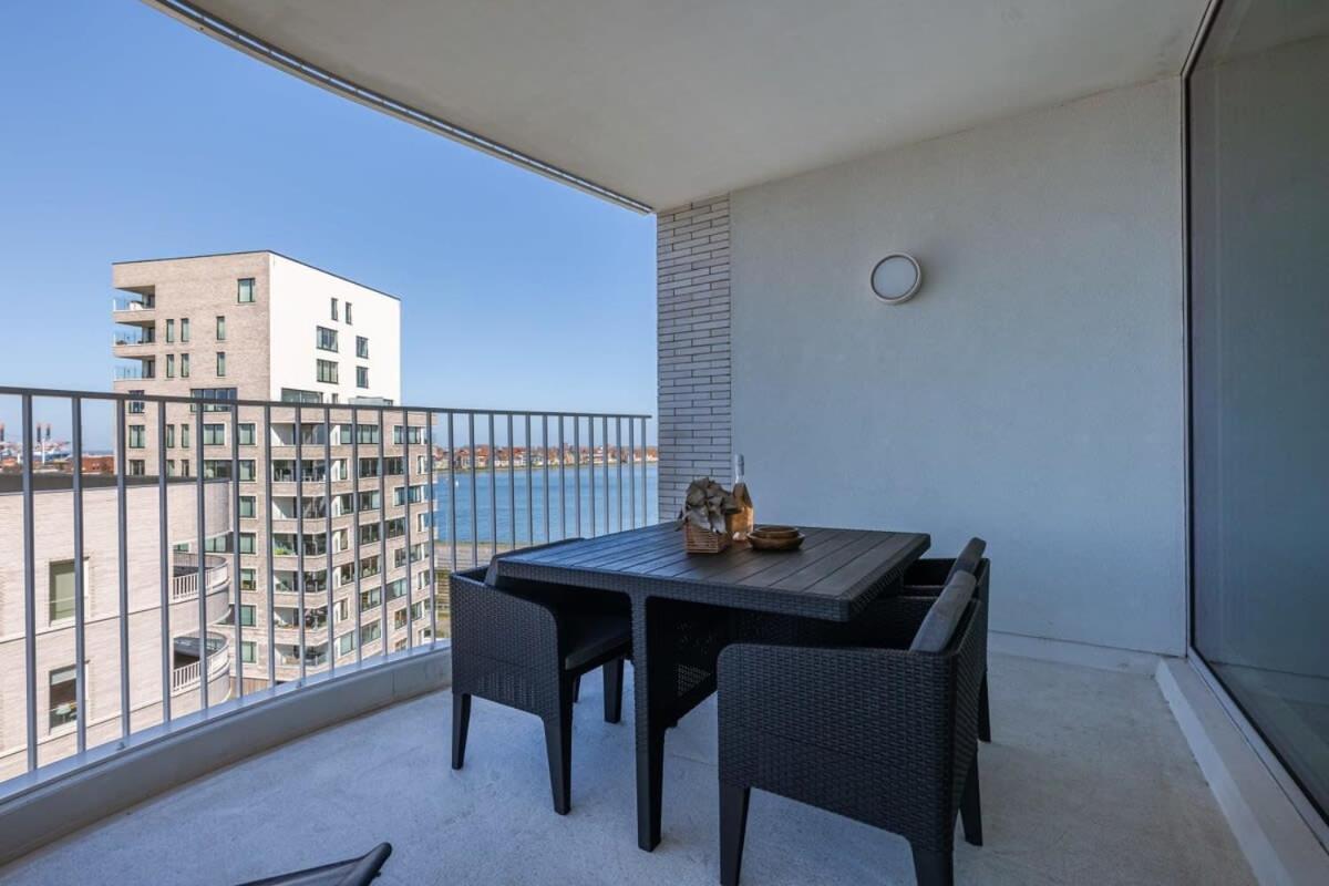 Huswell - Bright Apartment With Seaview Bredene Eksteriør bilde