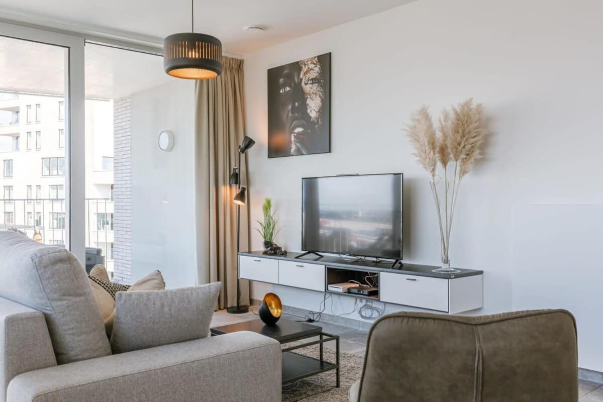 Huswell - Bright Apartment With Seaview Bredene Eksteriør bilde