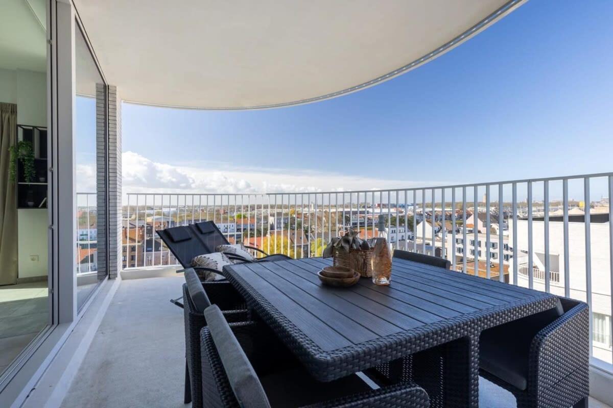 Huswell - Bright Apartment With Seaview Bredene Eksteriør bilde