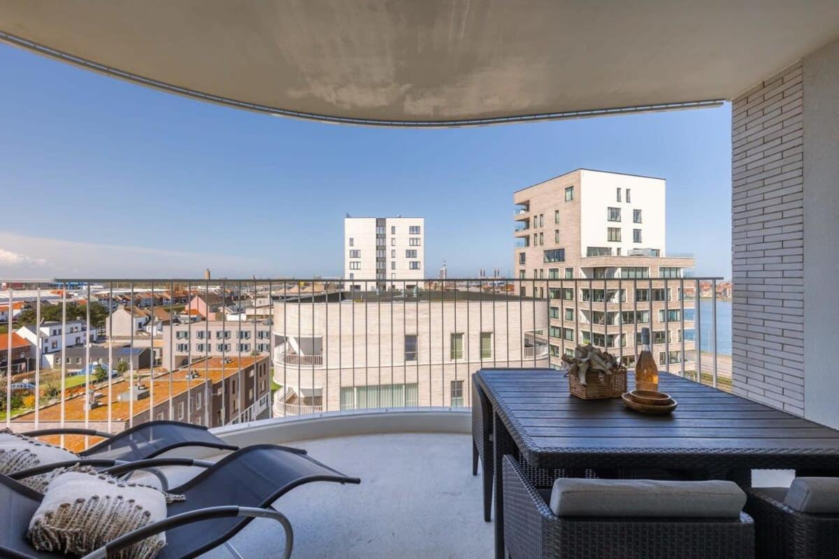Huswell - Bright Apartment With Seaview Bredene Eksteriør bilde